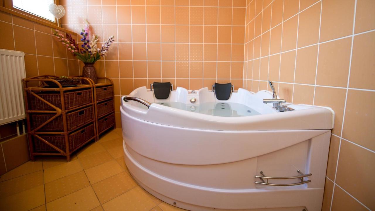 Wellness Penzion Eva Dolni Moravice Exterior photo