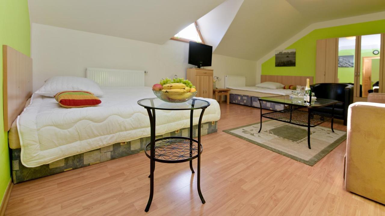 Wellness Penzion Eva Dolni Moravice Exterior photo